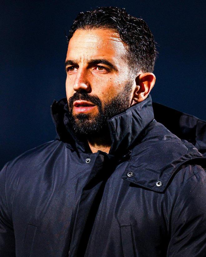 亚博娱乐 -葡超国际比赛日再迎强敌,门兴格拉德巴赫远射贴柱,主帅态度:更衣室稳定,数据趋势出现新变化(门兴格拉德巴赫市博物馆)