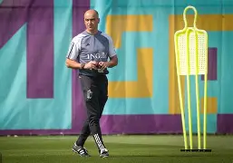 亚博官网 -包含冲刺阶段体能课后，瓦伦西亚伤情更新备战足总杯，话题不断，训练强度明显提升的词条